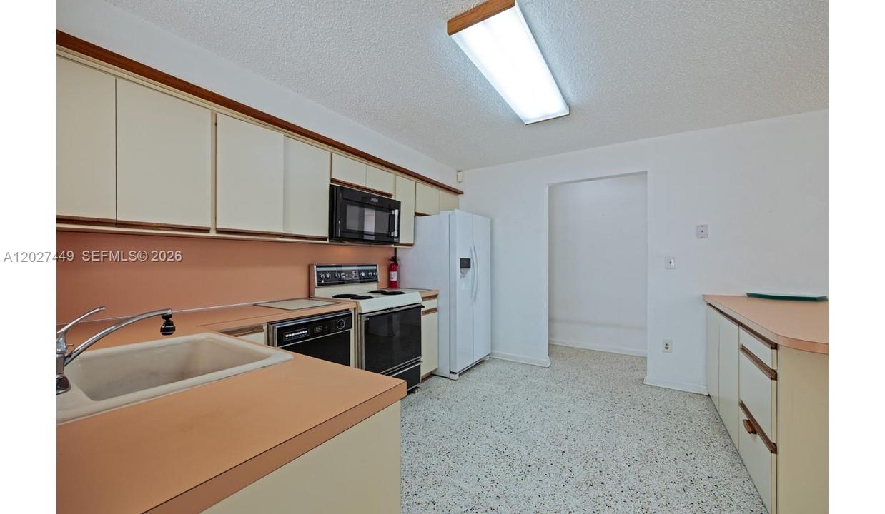 MCALLISTER TERRACE - Residential
