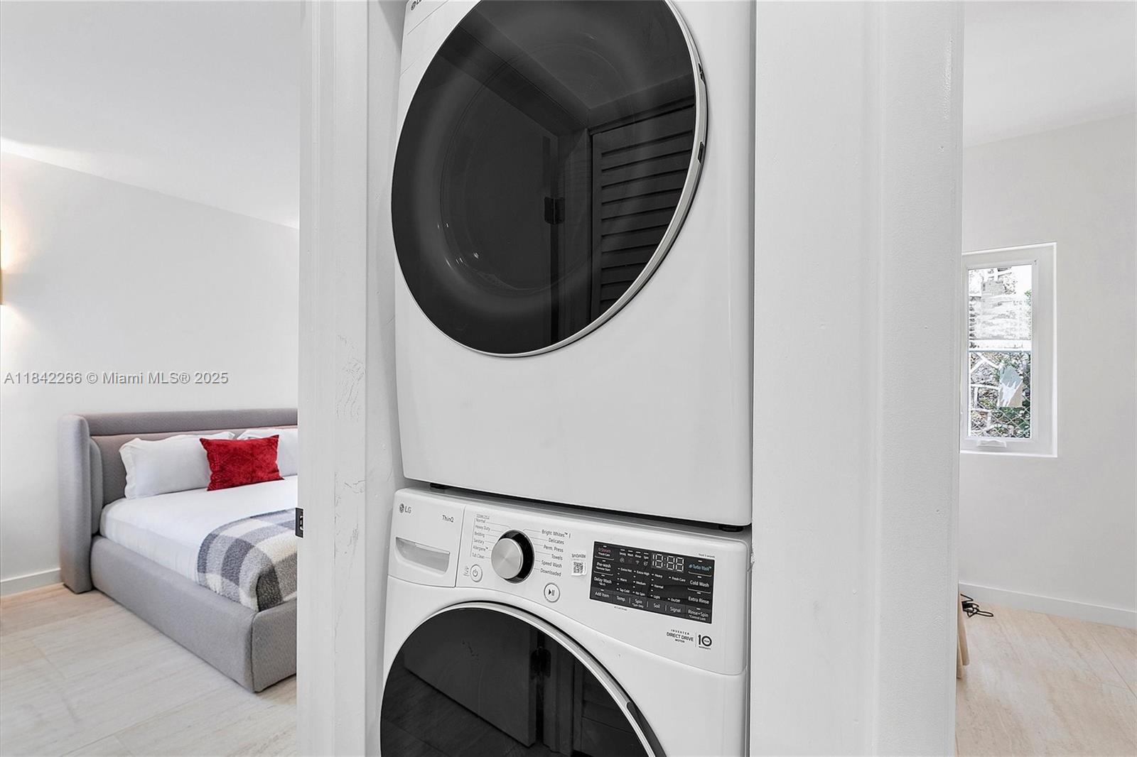 BILTMORE SUB - Residential Lease