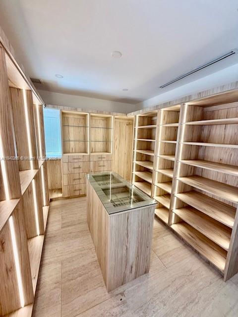 BILTMORE SUB - Residential Lease