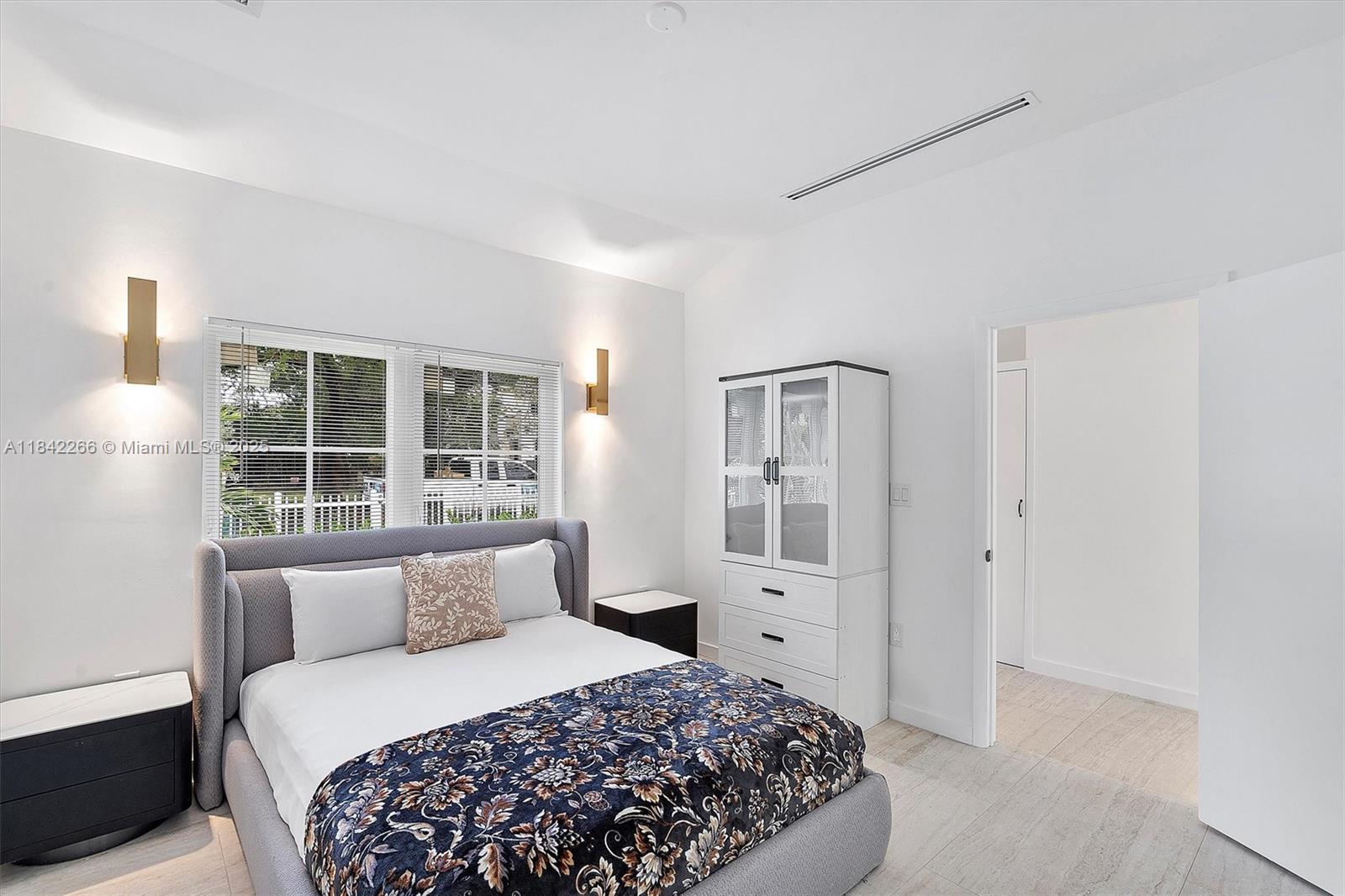 BILTMORE SUB - Residential Lease