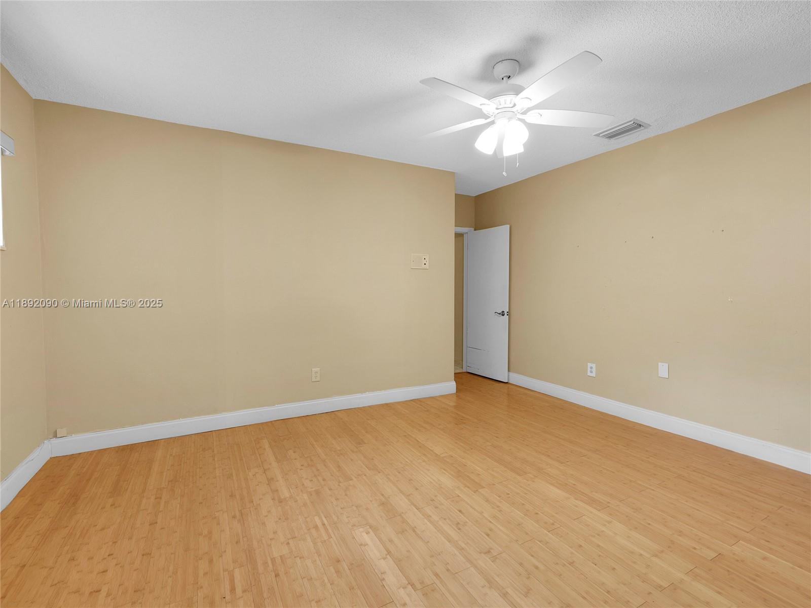 OCEANSIDE SEC ISLE OF NOR - Residential Lease