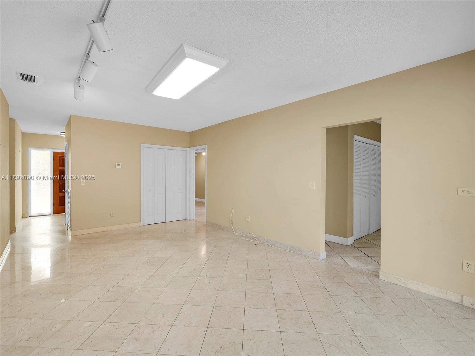 OCEANSIDE SEC ISLE OF NOR - Residential Lease