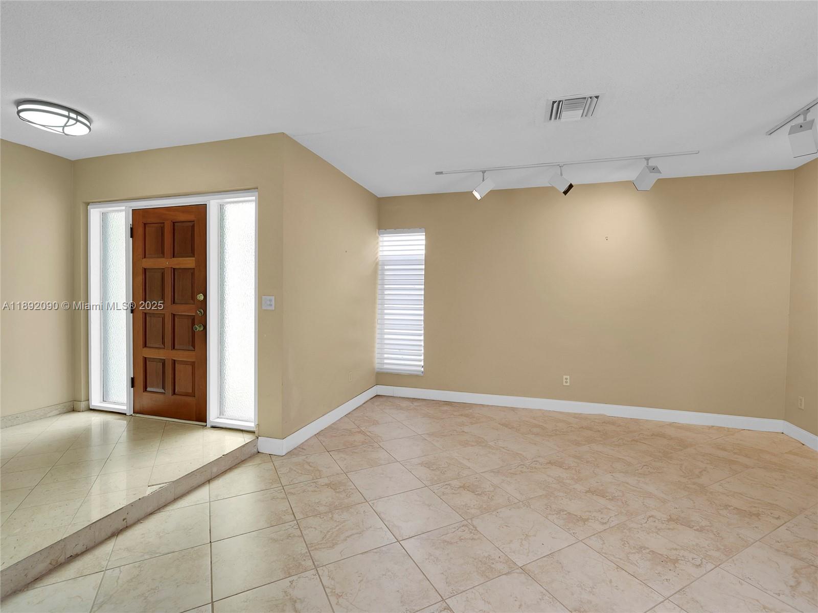 OCEANSIDE SEC ISLE OF NOR - Residential Lease