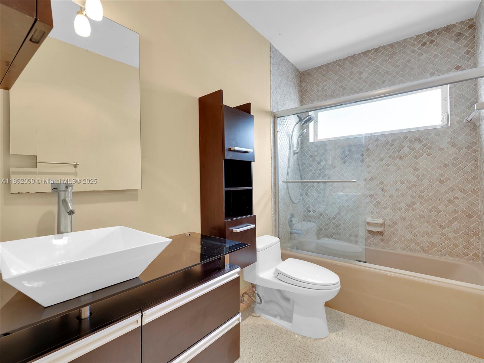 OCEANSIDE SEC ISLE OF NOR - Residential Lease