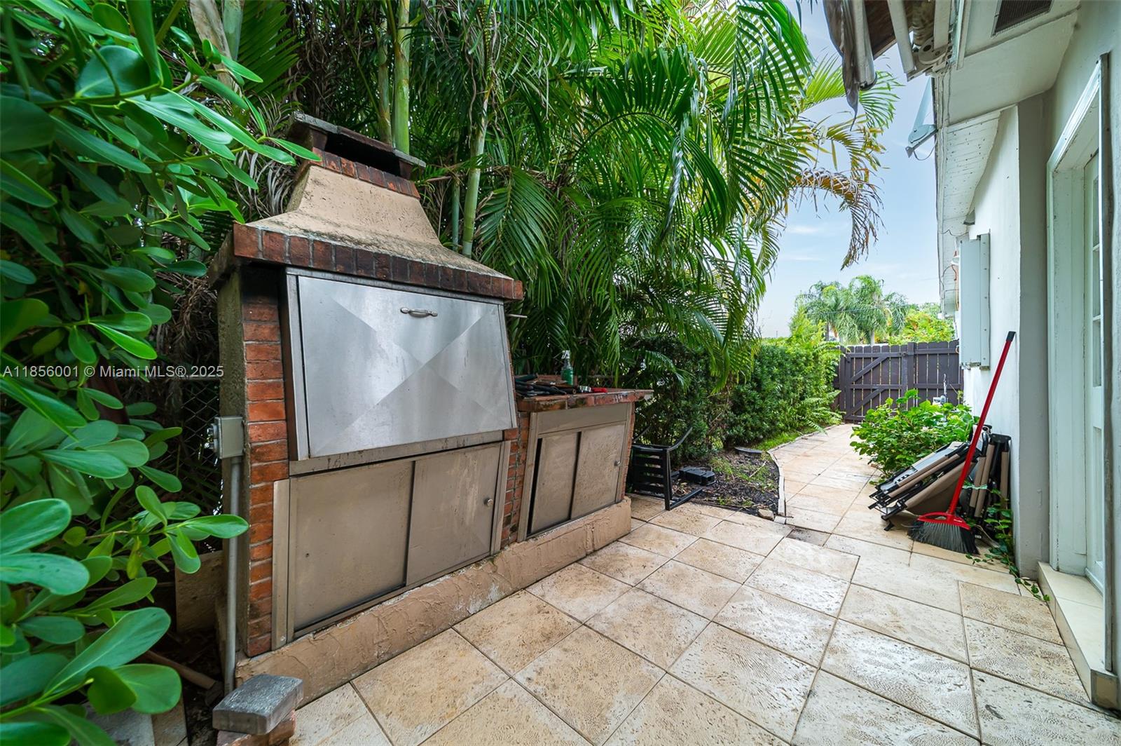 ENCHANTED LAKE SEC 4 - Residential