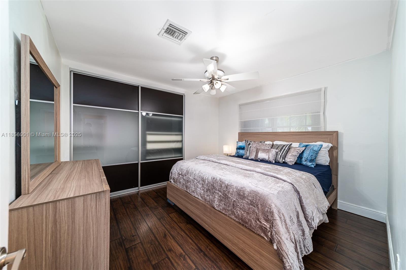 ENCHANTED LAKE SEC 4 - Residential