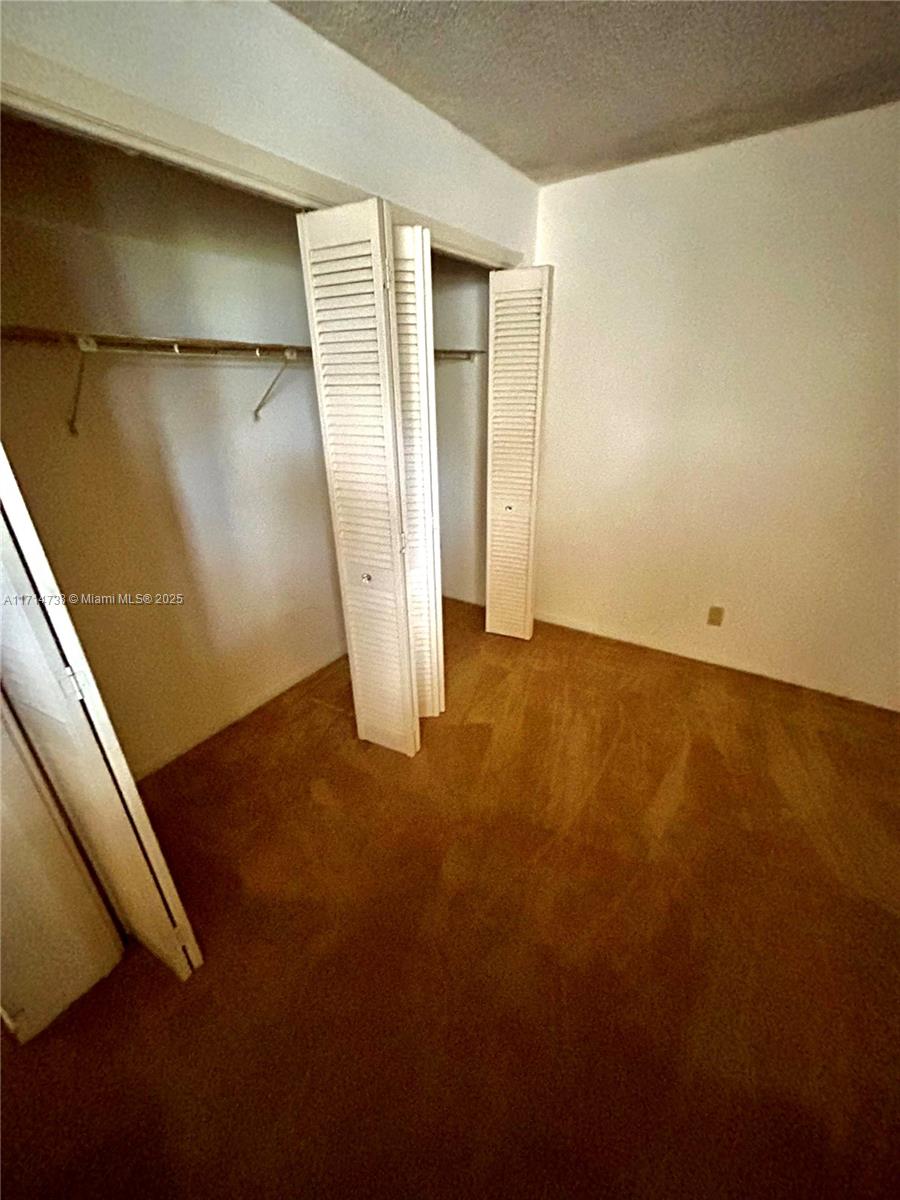 GLENS CONDO - Residential