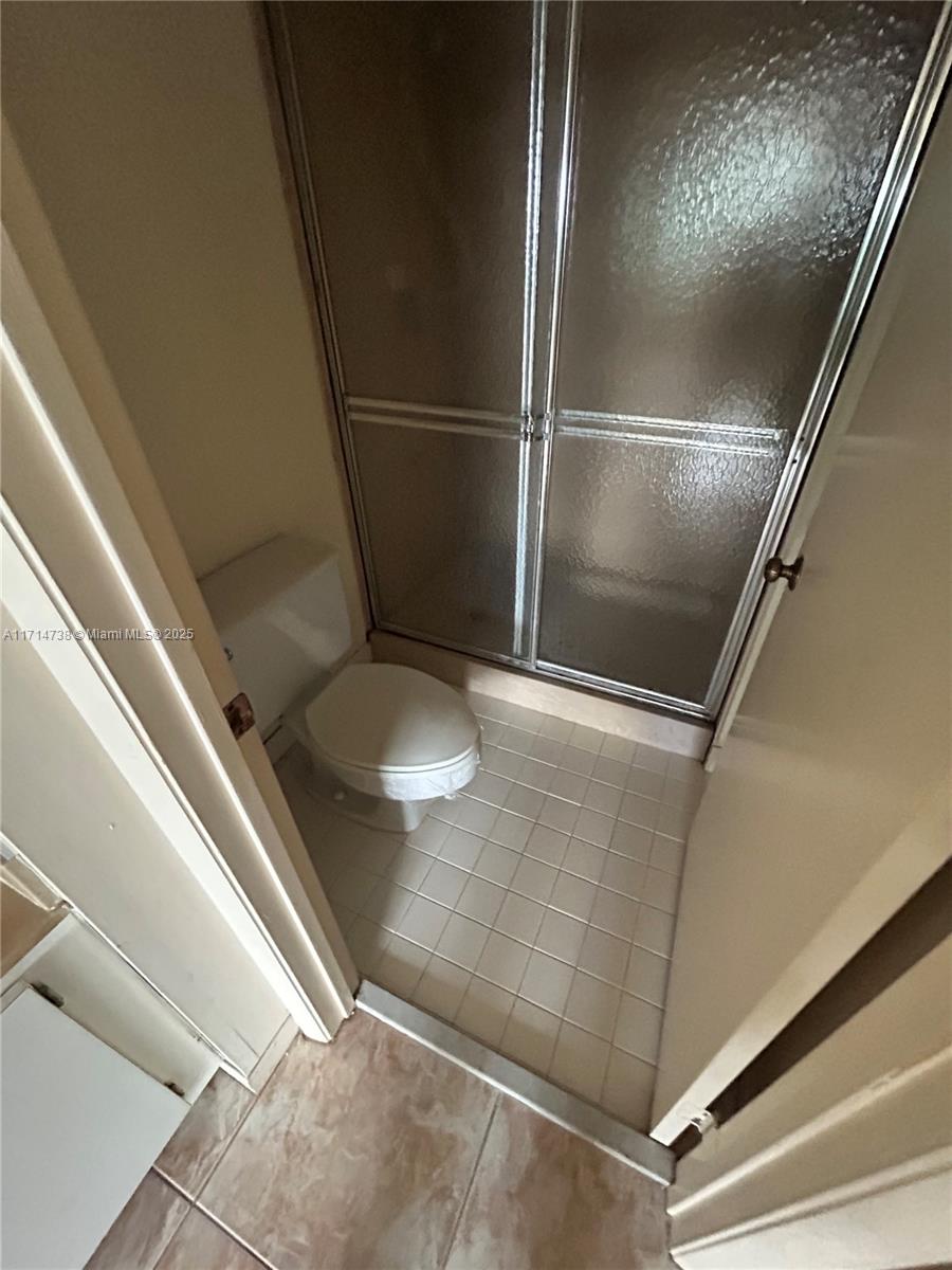 GLENS CONDO - Residential