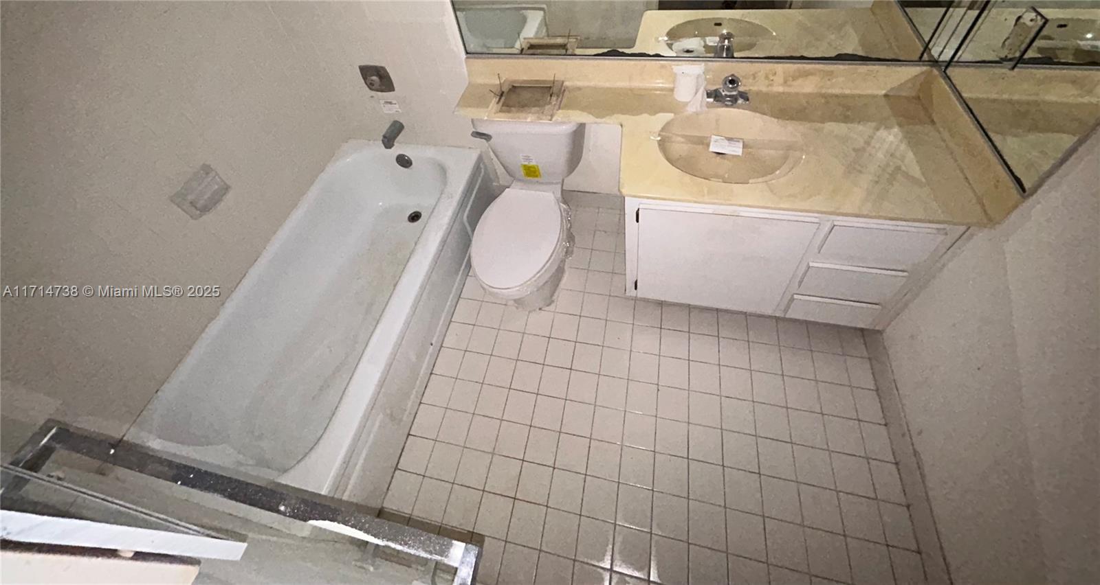 GLENS CONDO - Residential