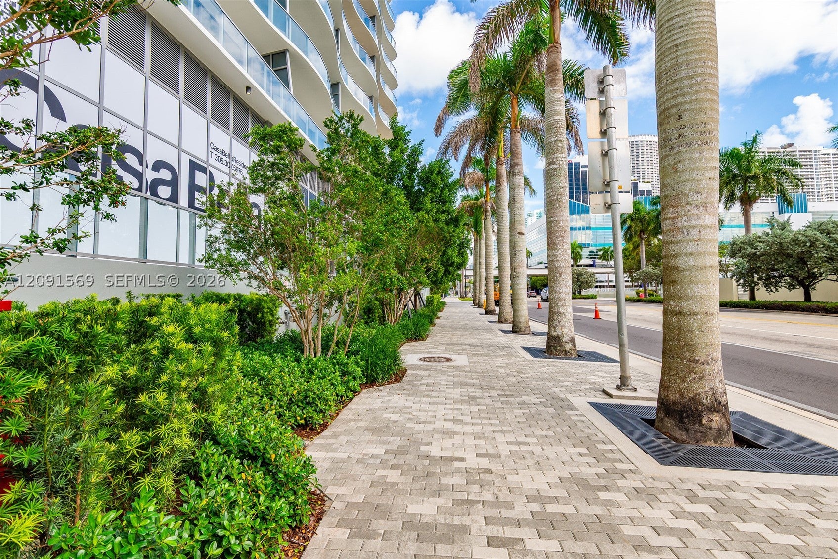 1400 Biscayne Blvd 405