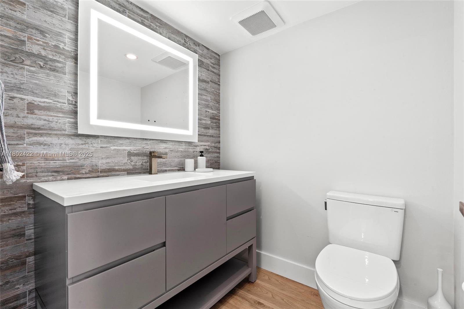 POINT OF AMERICAS CONDO - Residential Lease