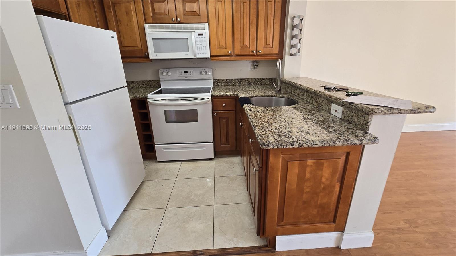 CORAL POINTE - Residential Lease