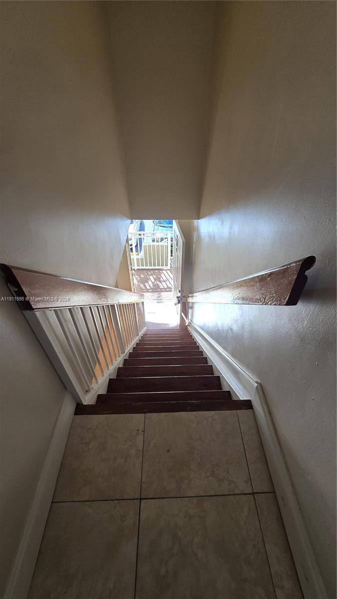 CORAL POINTE - Residential Lease