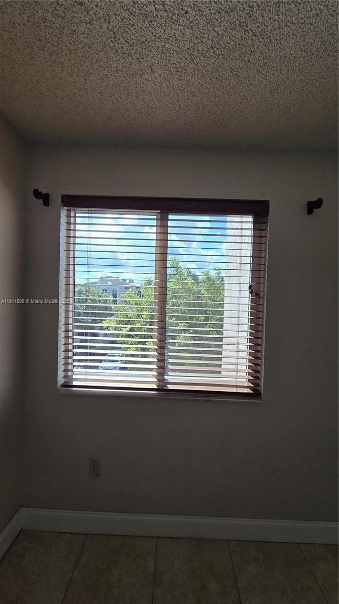 CORAL POINTE - Residential Lease