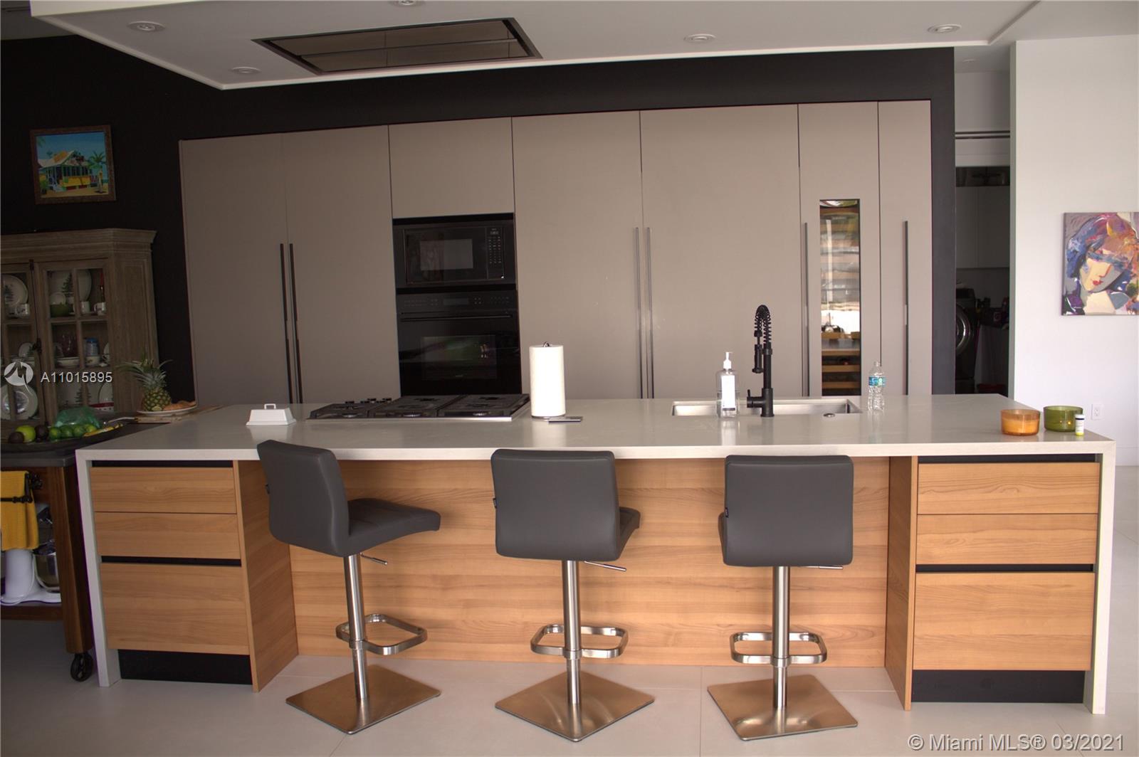 EASTERN SHORES - Residential