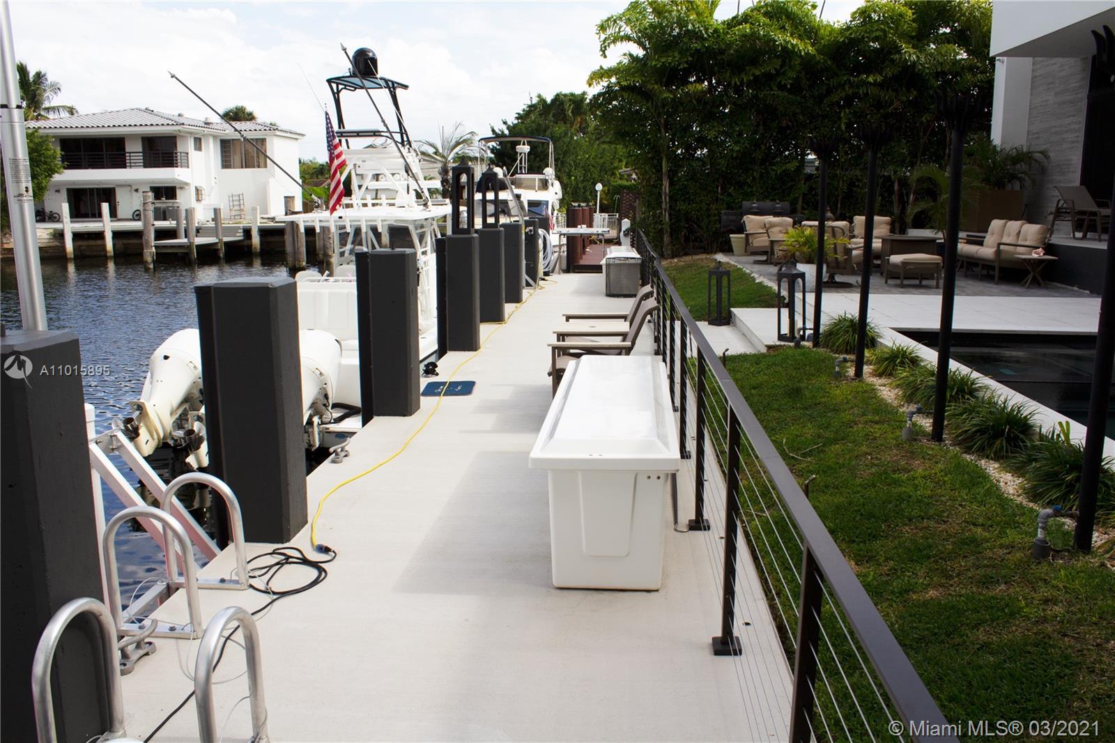 EASTERN SHORES - Residential