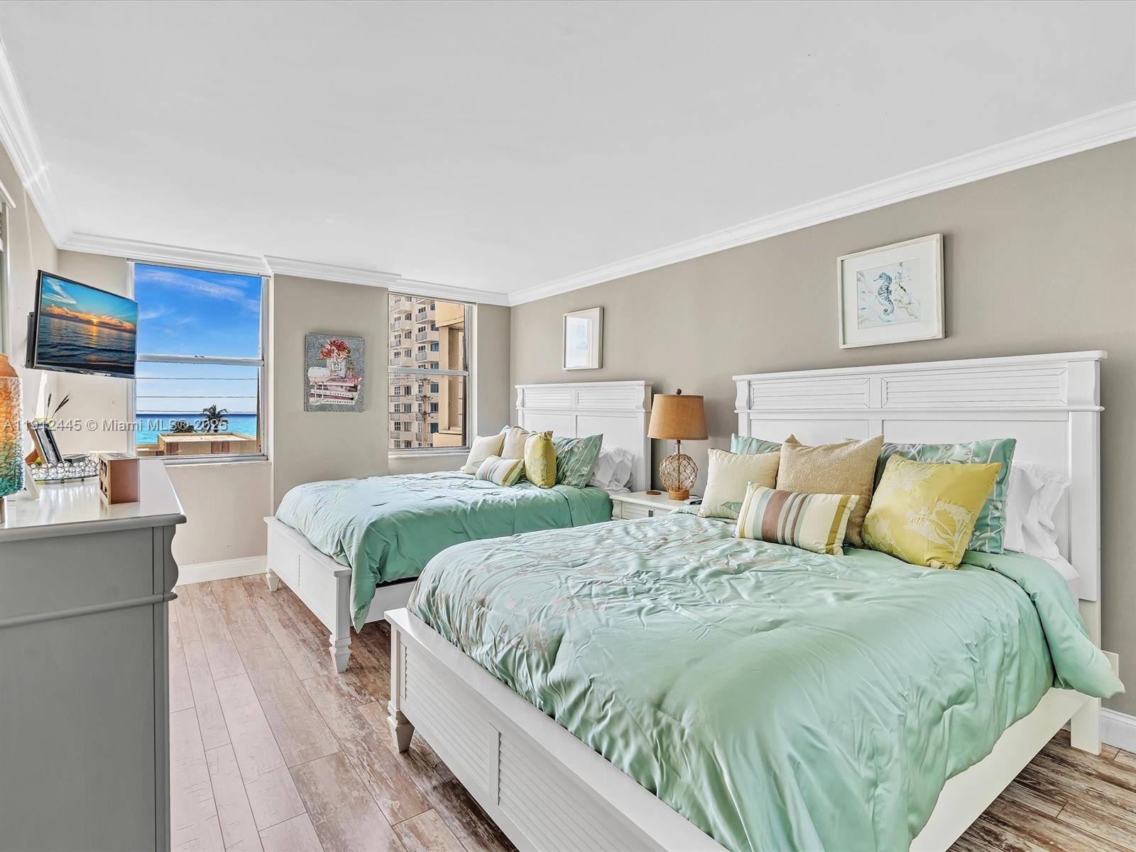 OPAL TOWERS WEST - Residential