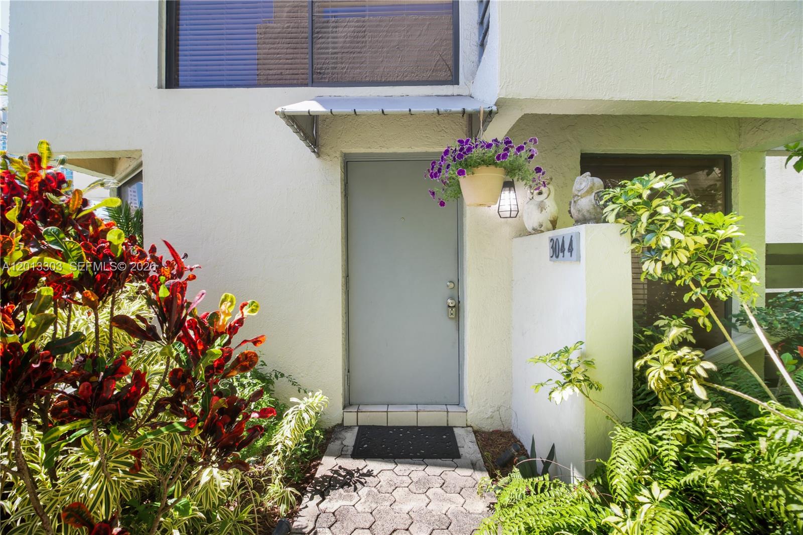 MALCOLM PEACOCKS - Residential