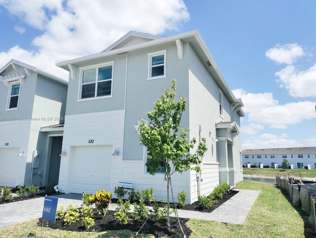 Photo of 532 SE Rivergrass St #532, Port Saint Lucie, FL 34984 (MLS # A11791788)