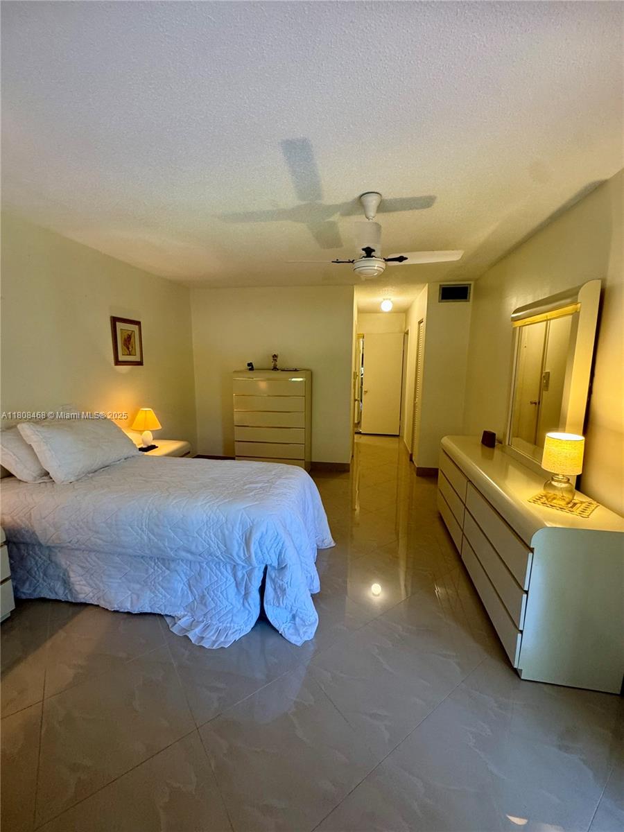 FAIRWAYS NORTH CO-OP - Residential