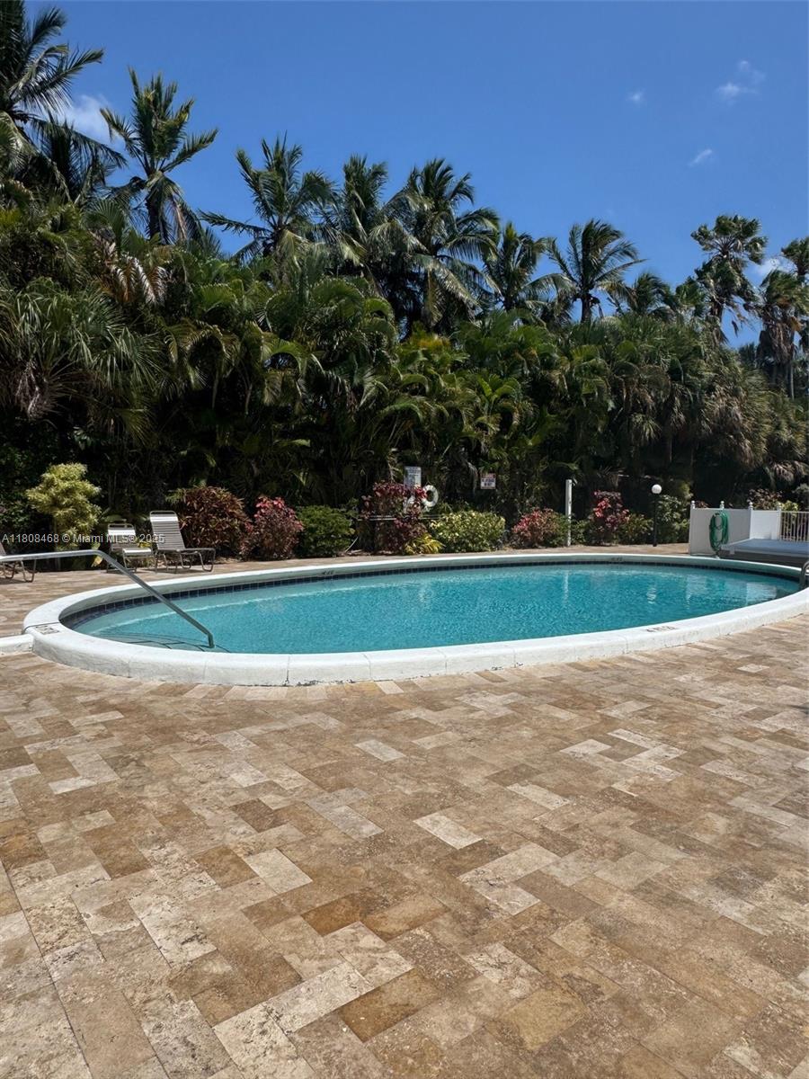 FAIRWAYS NORTH CO-OP - Residential