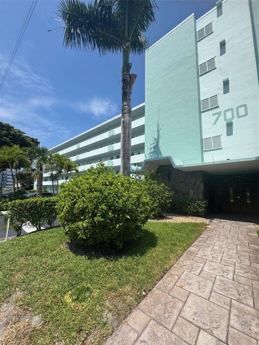 FAIRWAYS NORTH CO-OP - Residential