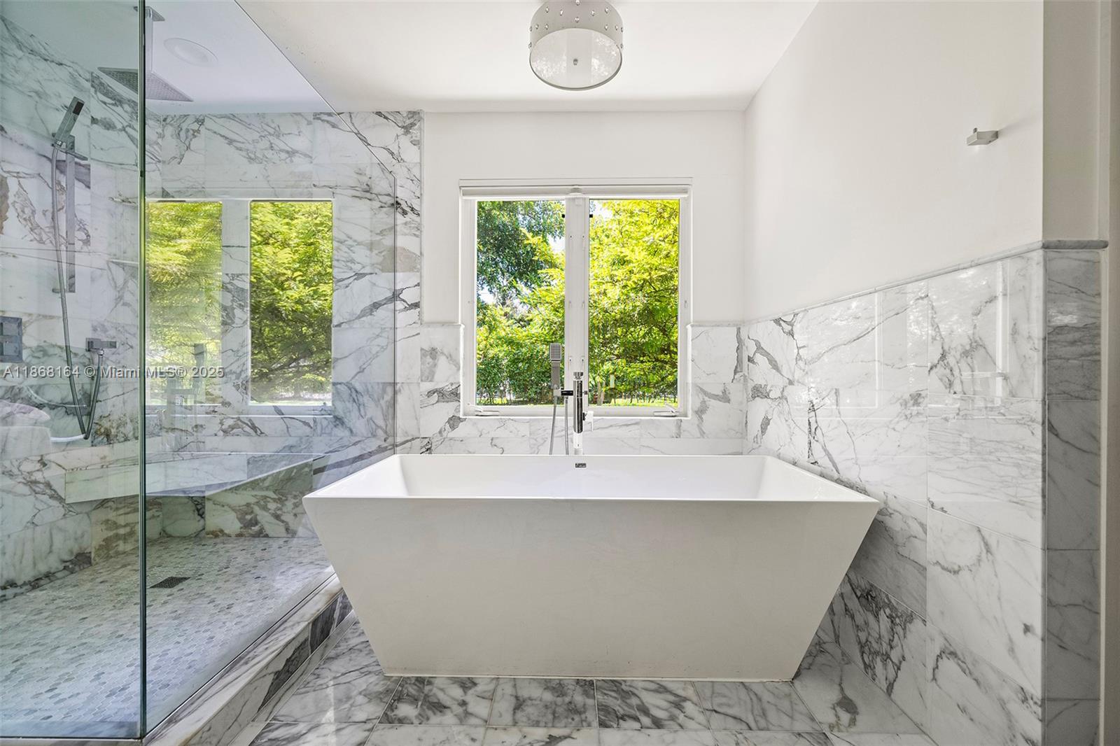 TRAVERSE MANOR - Residential