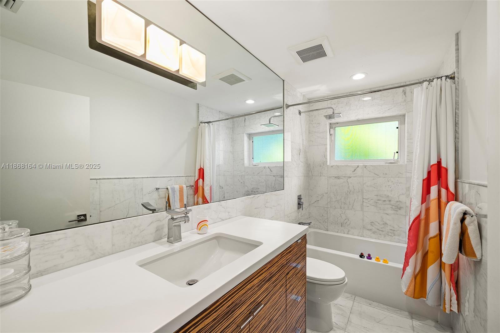 TRAVERSE MANOR - Residential