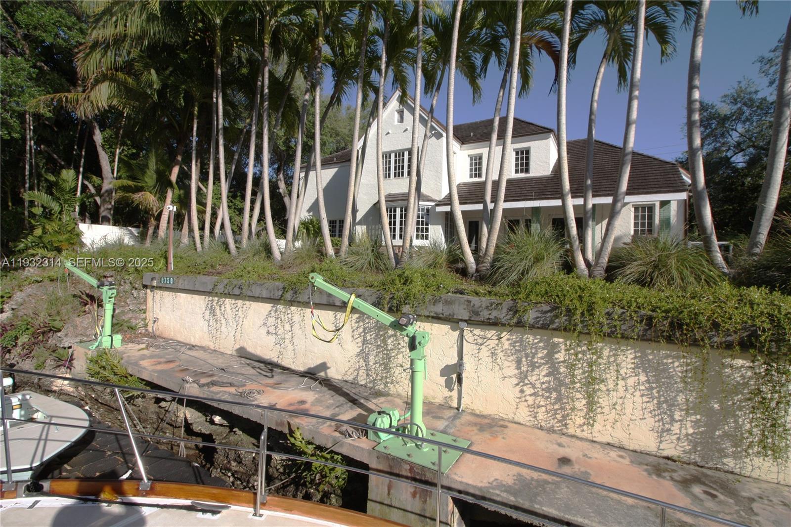 C GABLES RIVIERA SEC 12 - Residential