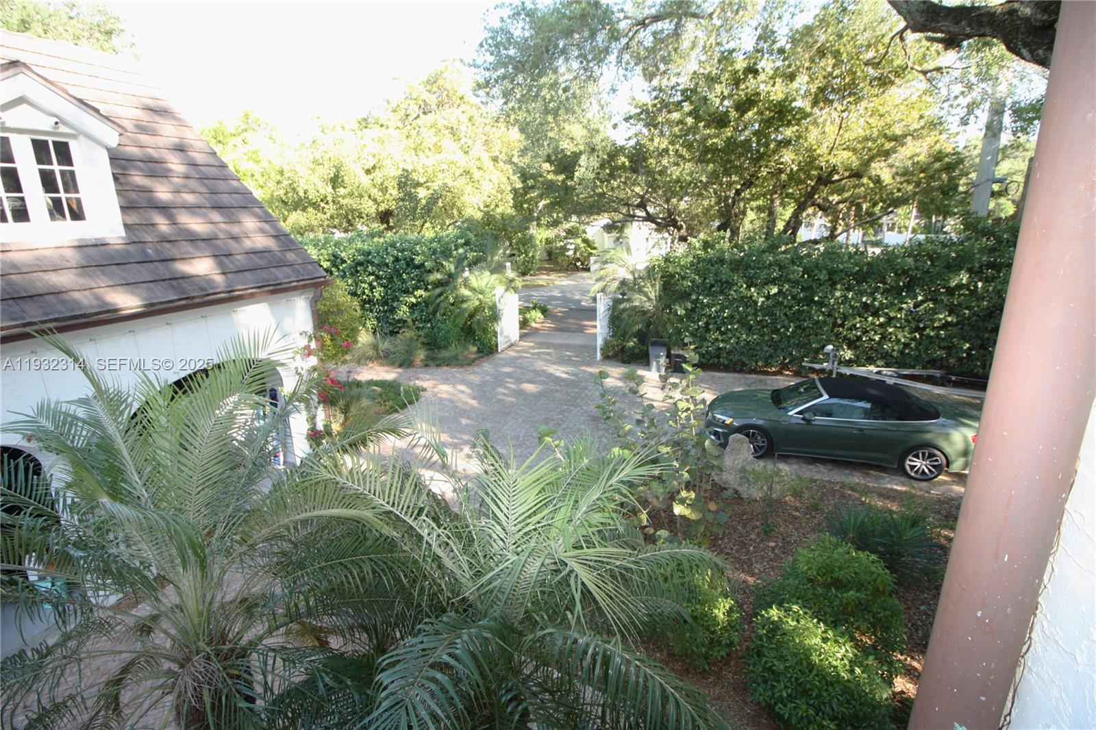 C GABLES RIVIERA SEC 12 - Residential