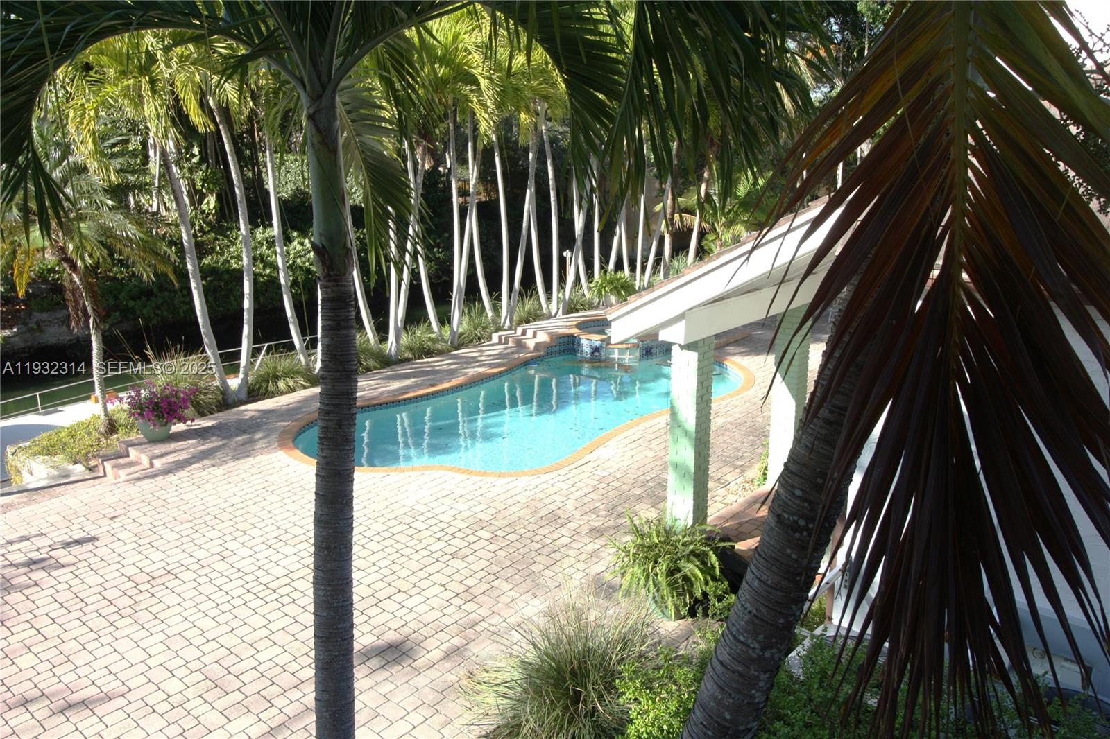 C GABLES RIVIERA SEC 12 - Residential