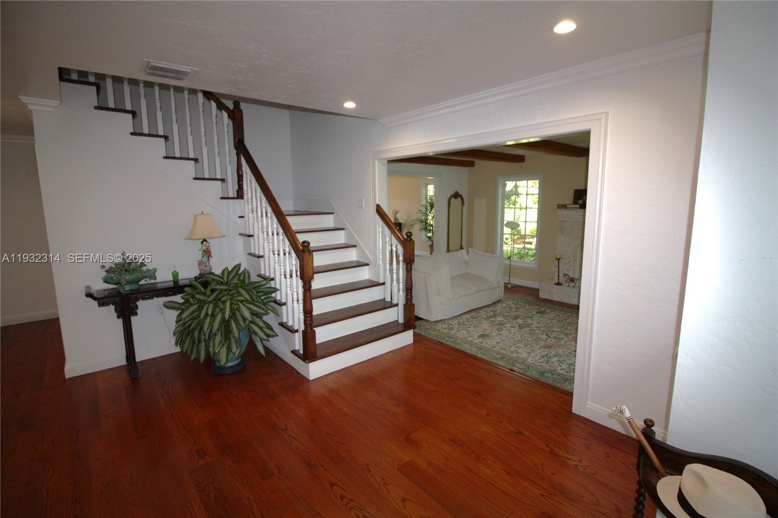 C GABLES RIVIERA SEC 12 - Residential