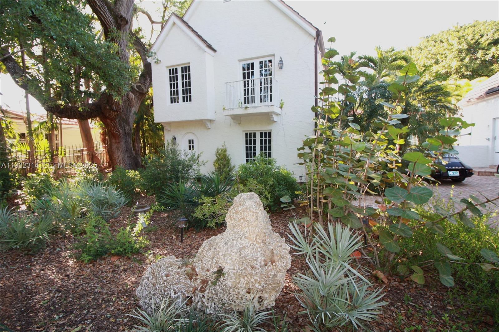 C GABLES RIVIERA SEC 12 - Residential