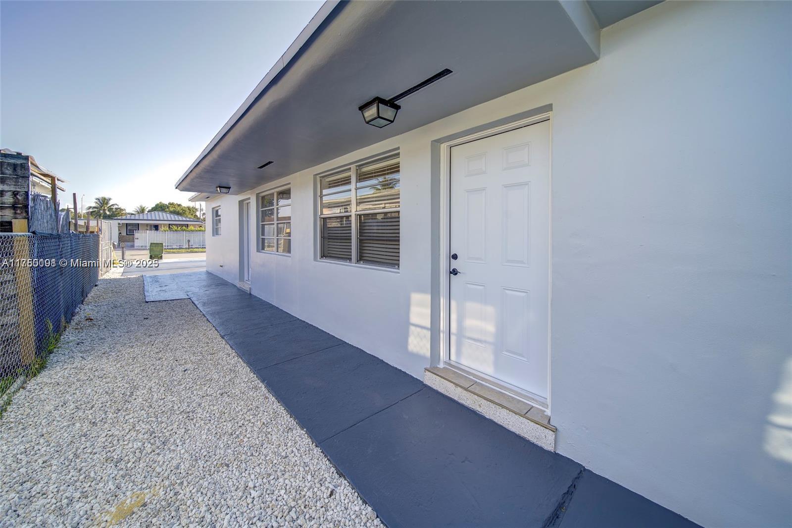 Rental Property at 896 E 22nd St 898, Hialeah, Miami-Dade County, Florida - Bedrooms: 2 
Bathrooms: 1  - $2,400 MO.