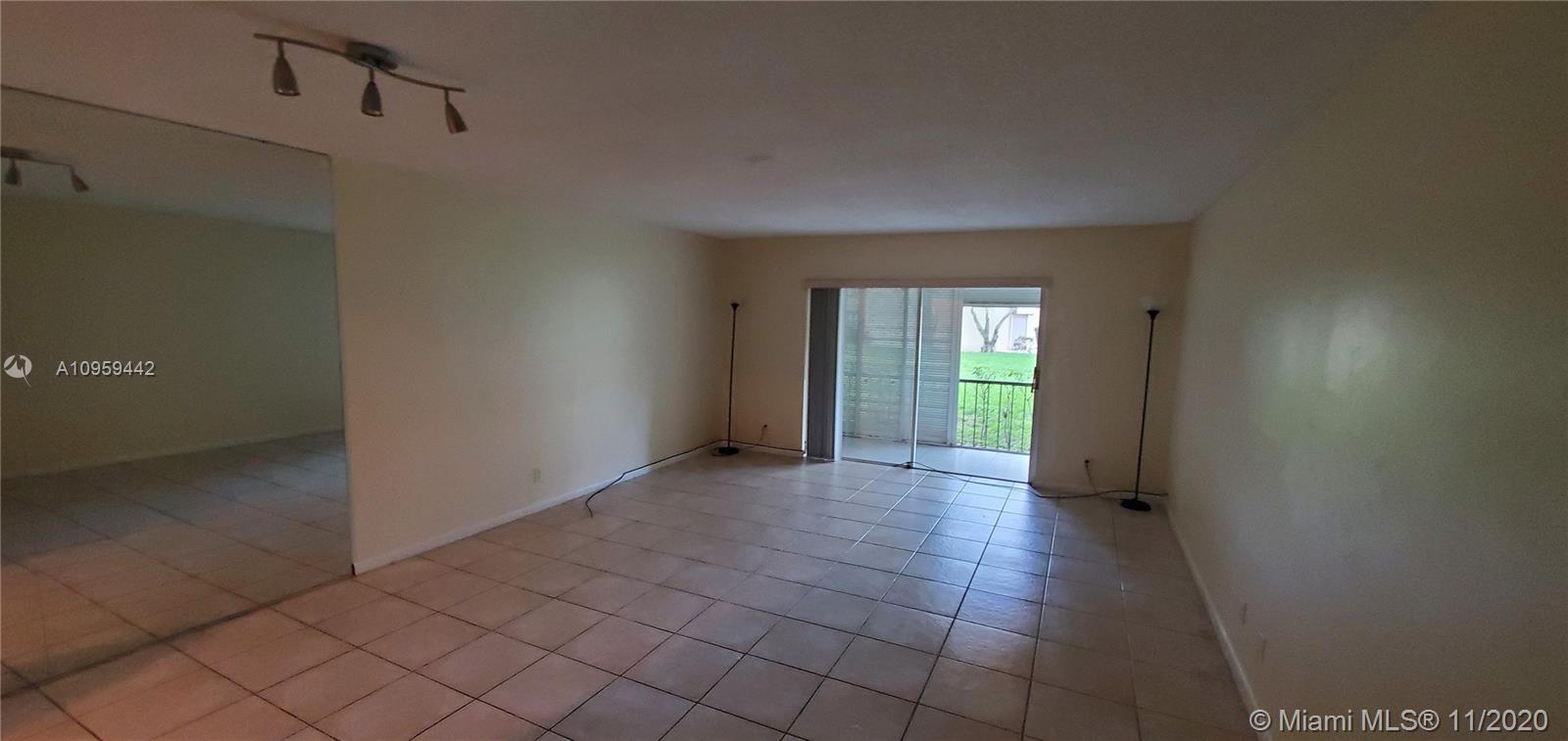 INVERRARY C C PH II - Residential Lease