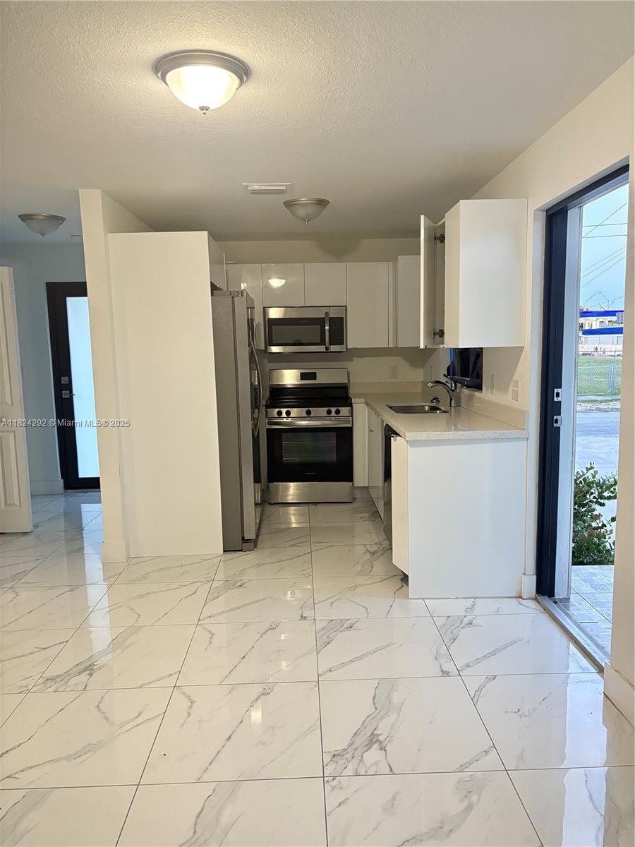 6280 NW 22nd Ct