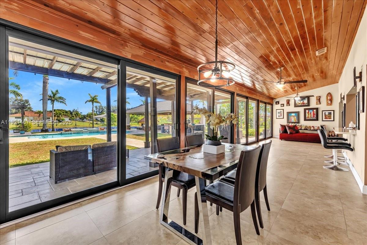 MIRAMAR WEST - Residential