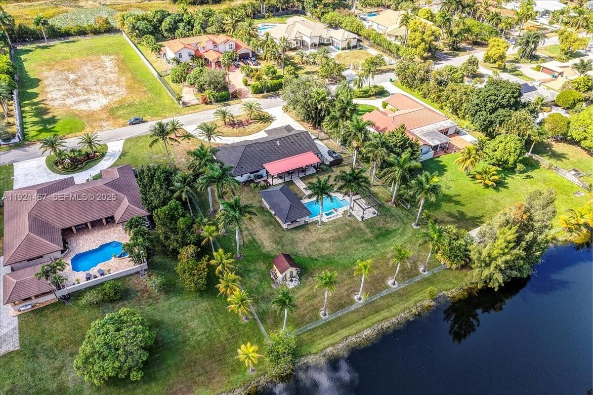 MIRAMAR WEST - Residential