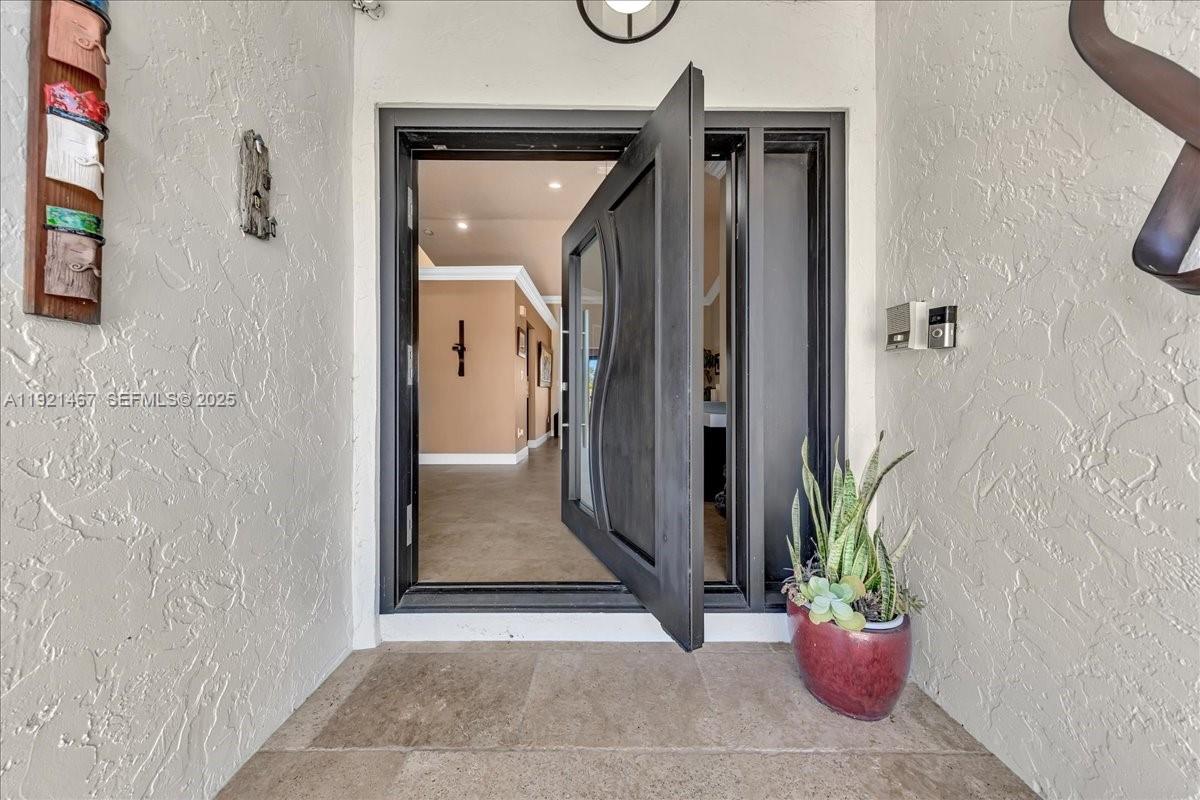 MIRAMAR WEST - Residential