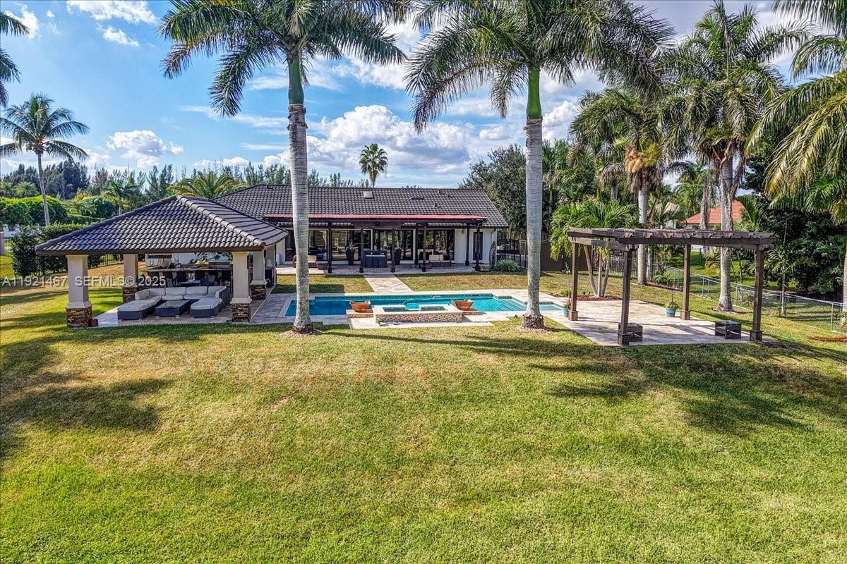 MIRAMAR WEST - Residential