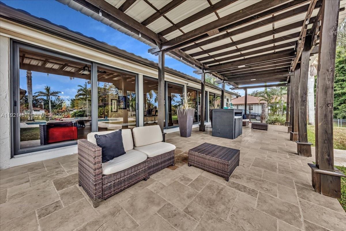 MIRAMAR WEST - Residential