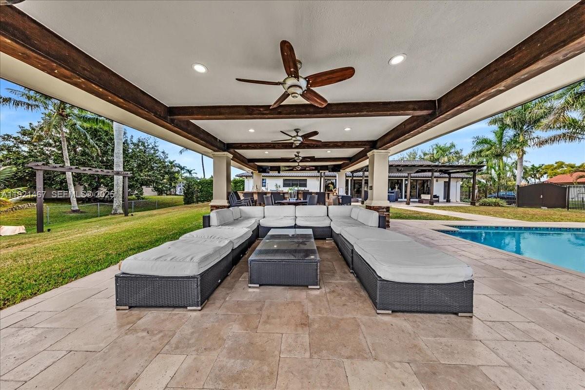 MIRAMAR WEST - Residential