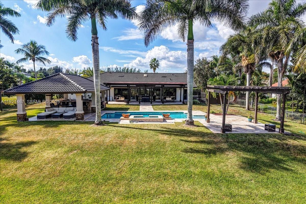 MIRAMAR WEST - Residential