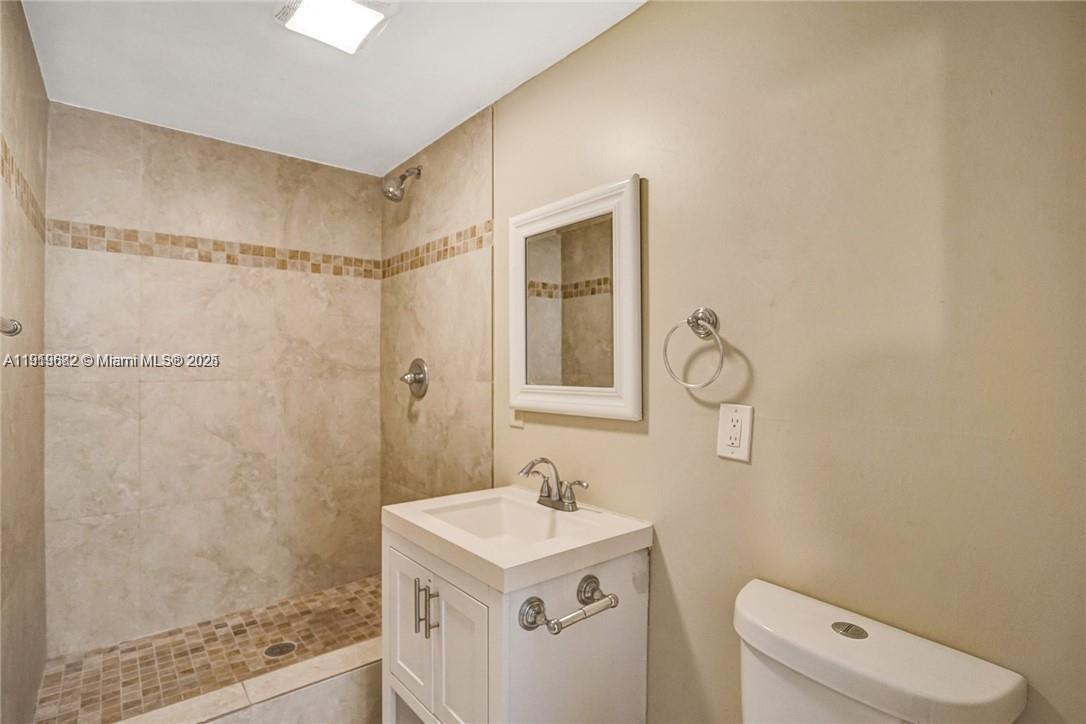 NORTH LAUDERDALE VILLAGE - Residential