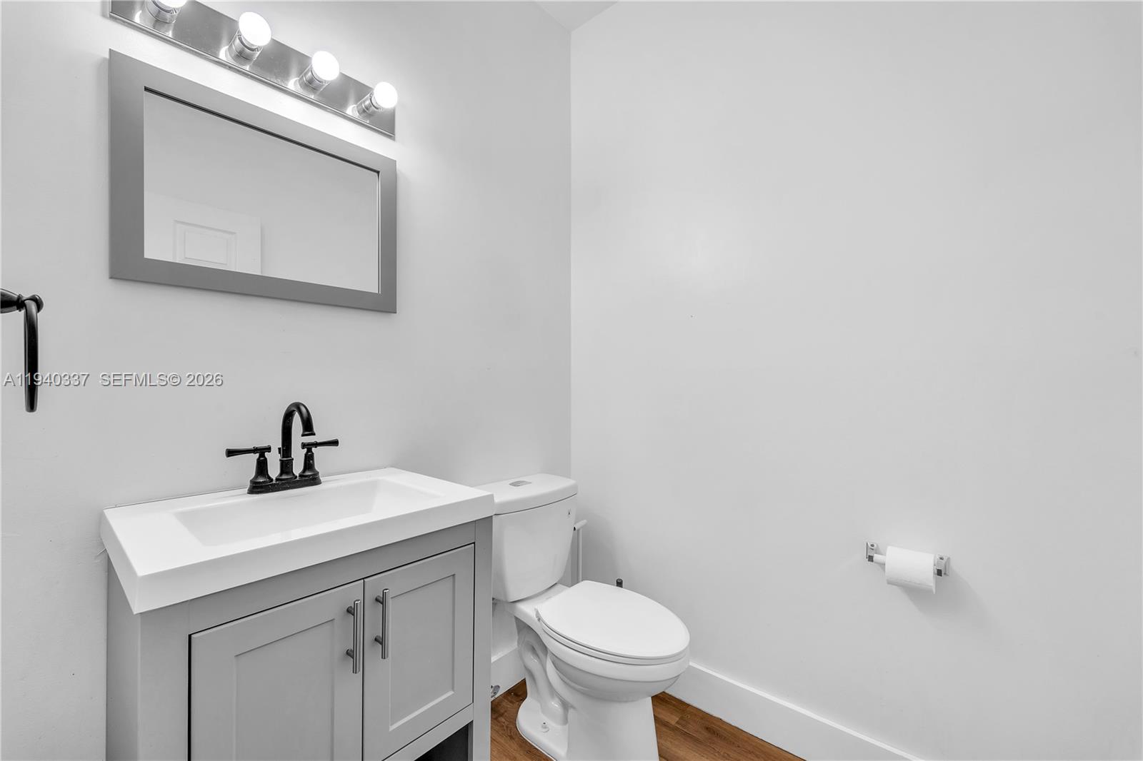 WEST LAKE VILLAGE PLAT - Residential