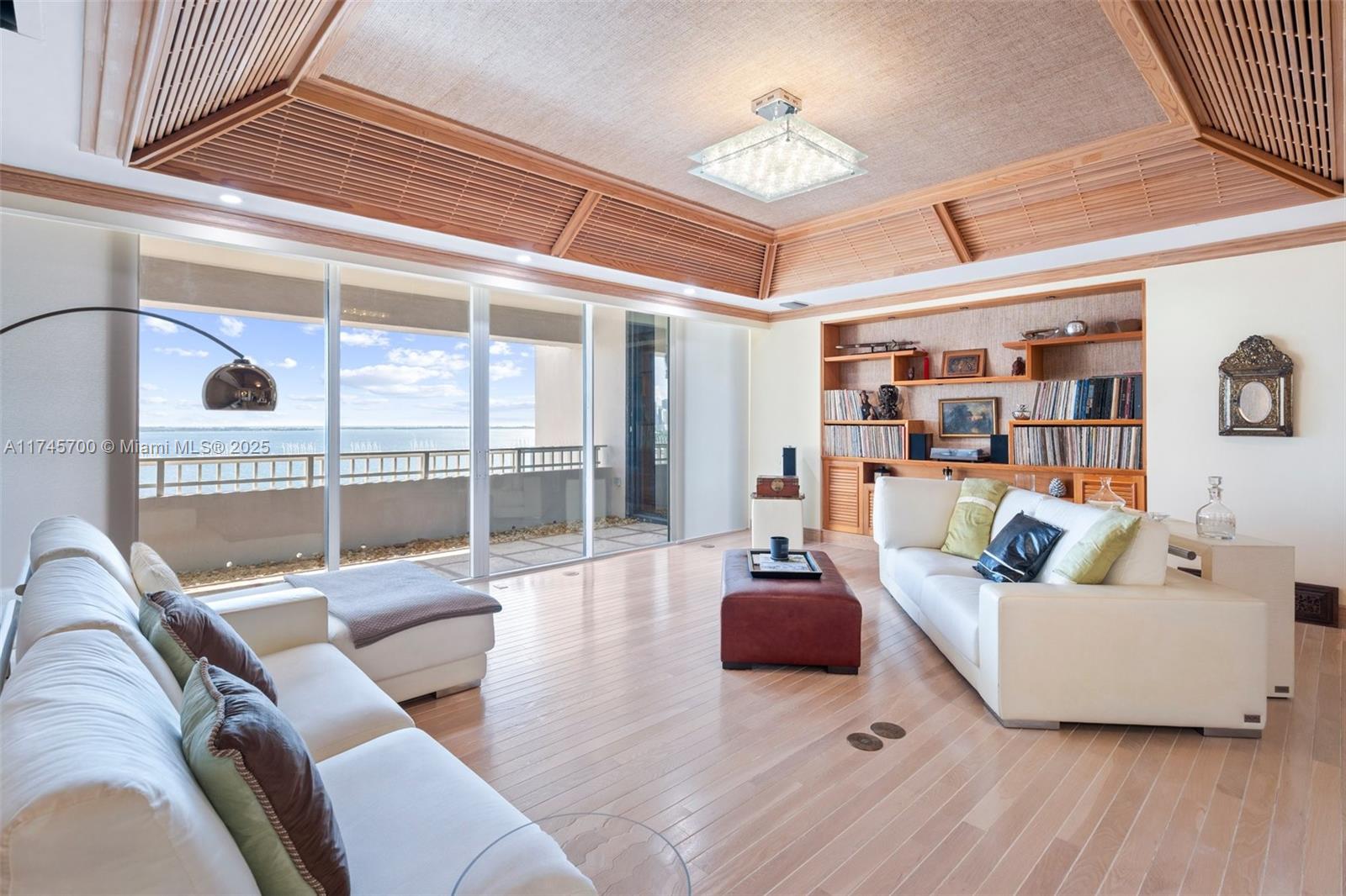 3 Grove Isle Dr CPH07