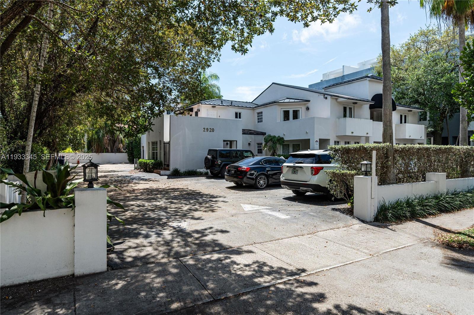 PENT HOMESTEAD - Residential Lease