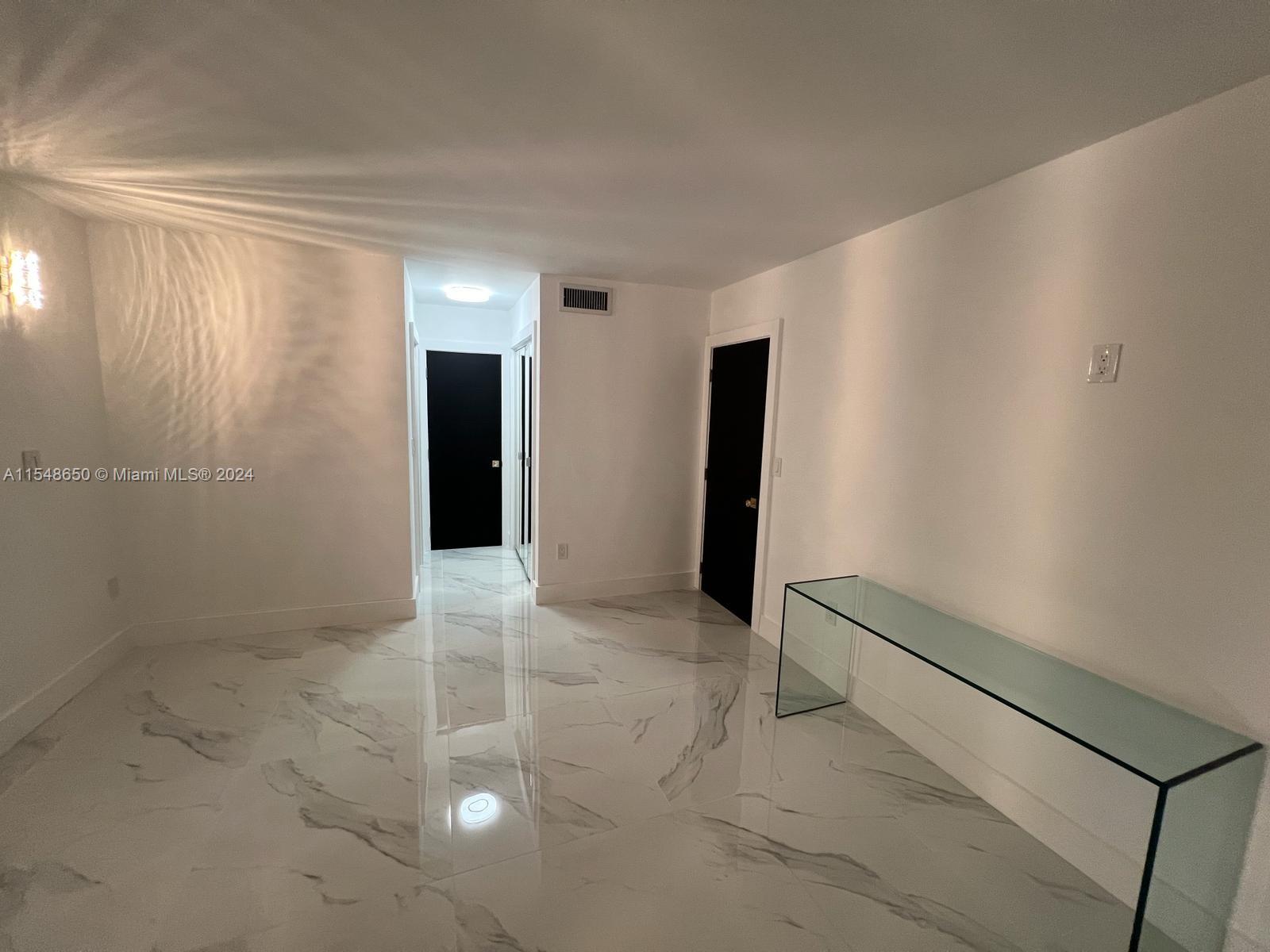 BUCKLEY TOWERS CONDO - EA - Residential