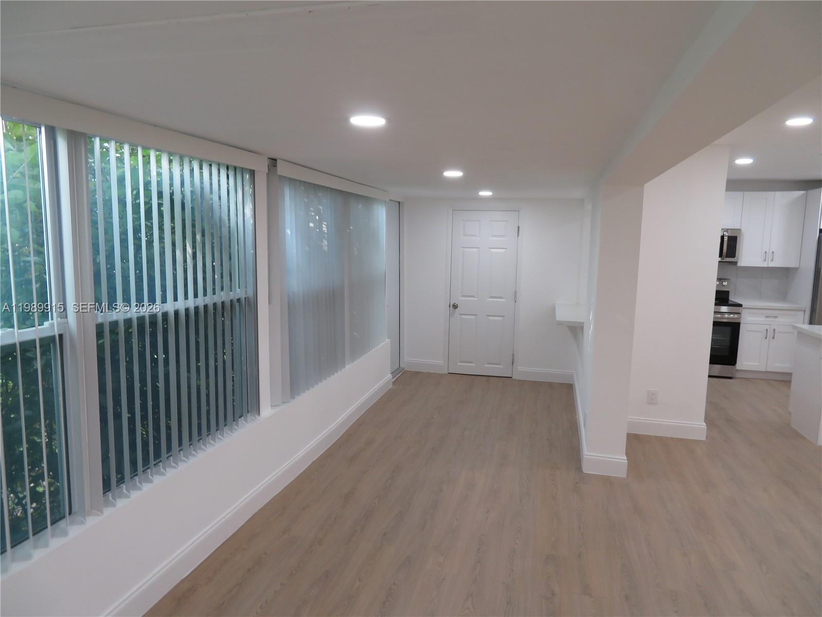 GREEN HILLS PARK WEST NO - Residential Lease