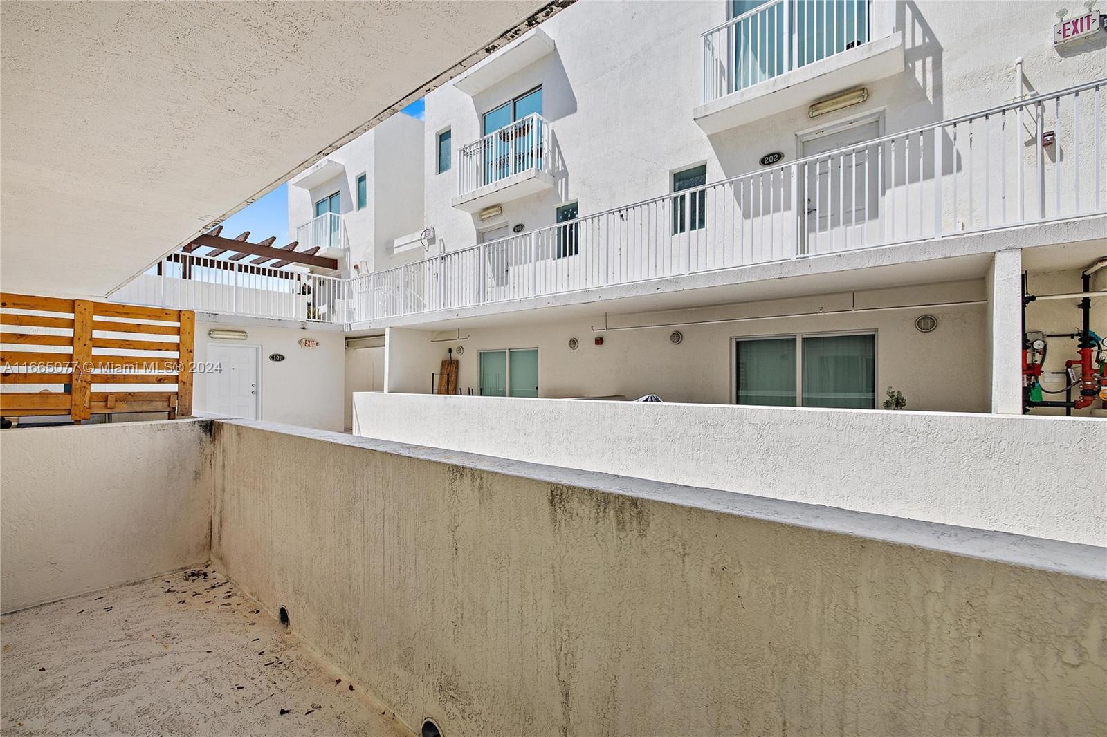 LAS BRISAS OF MIAMI BEACH - Residential Lease